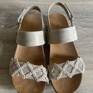 Bearpaw Emerson Natural Tan Slingback Sandals Size 8 Cork Footbed Women's
